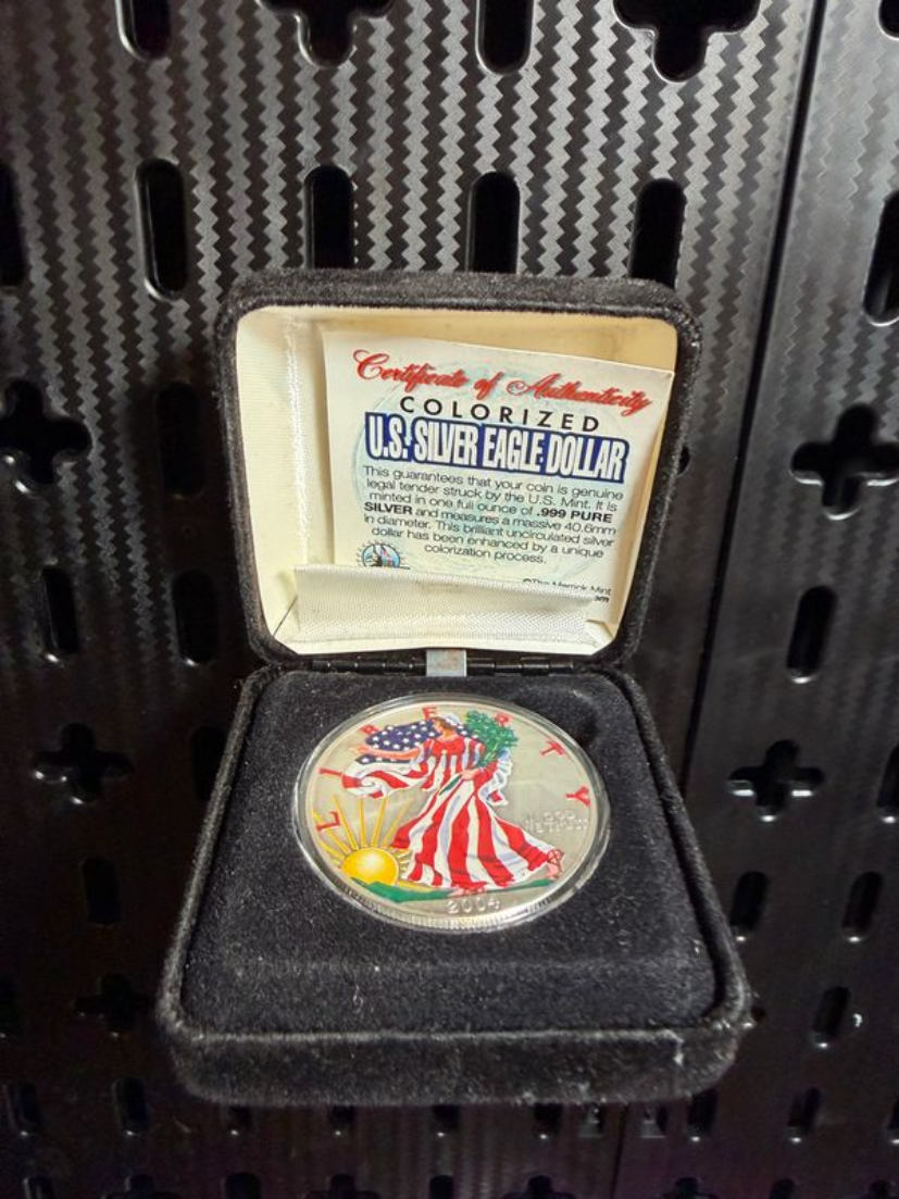 1 ounce silver colourised liberty and eagle 999